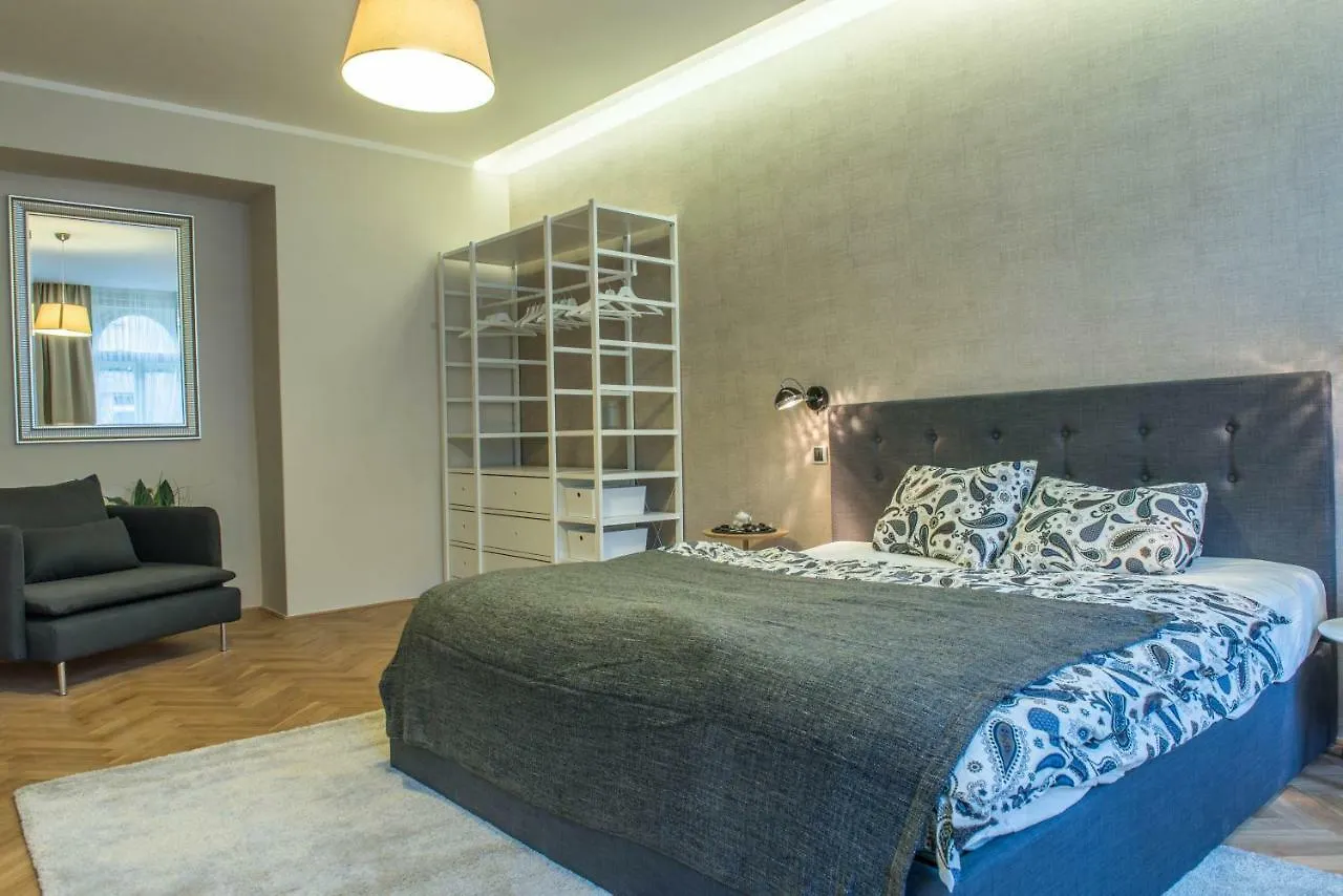 Exclusive 3 Bedroom Top-Notch Flat, Great Location Praga República Checa